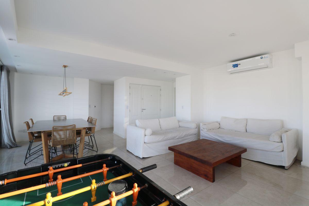 Foto de Venta departamento 4 ambientes dependencia balcon terraza cochera, imagen 1