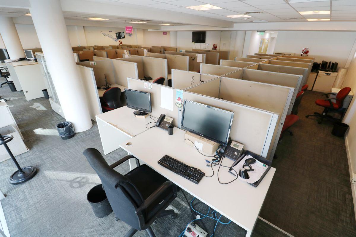 Foto de Venta Oficina + 2 cocheras en microcentro san Nicolas, imagen 1