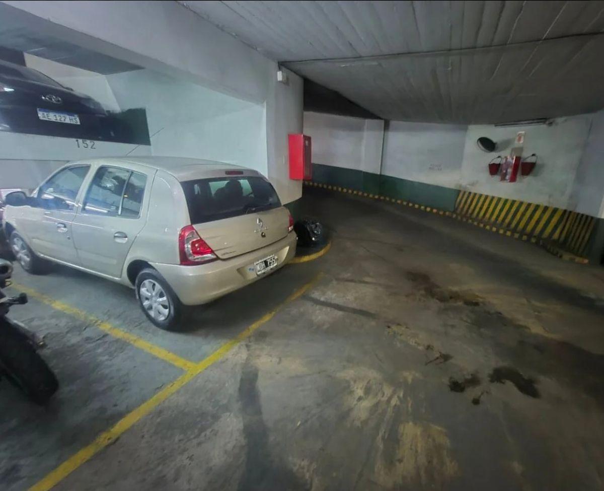 Foto de Venta cochera en Belgrano fija y cubierta, imagen 4