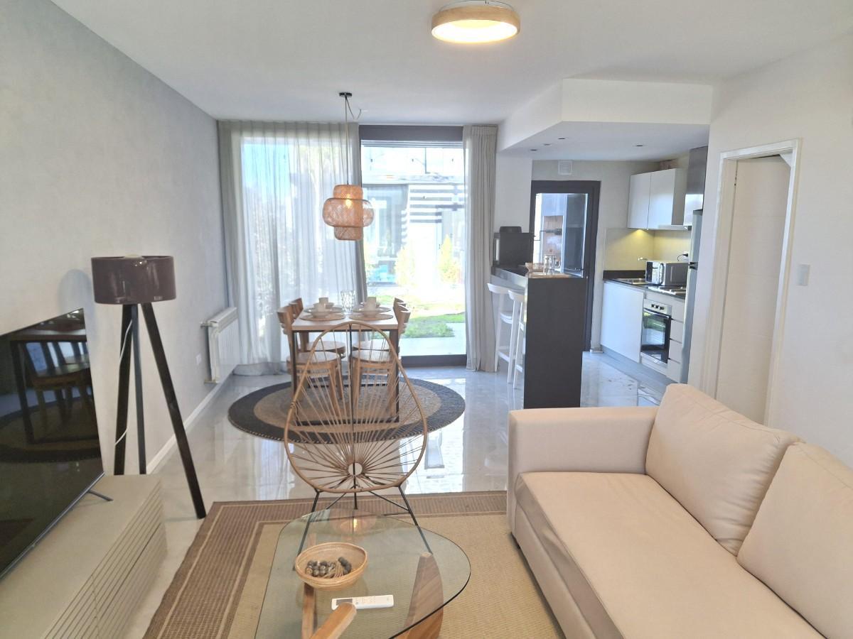 Casa Triplex Venta 4 Ambientes a Estrenar con Jardín Cochera en Sunny Tigre en Rincón del Milberg