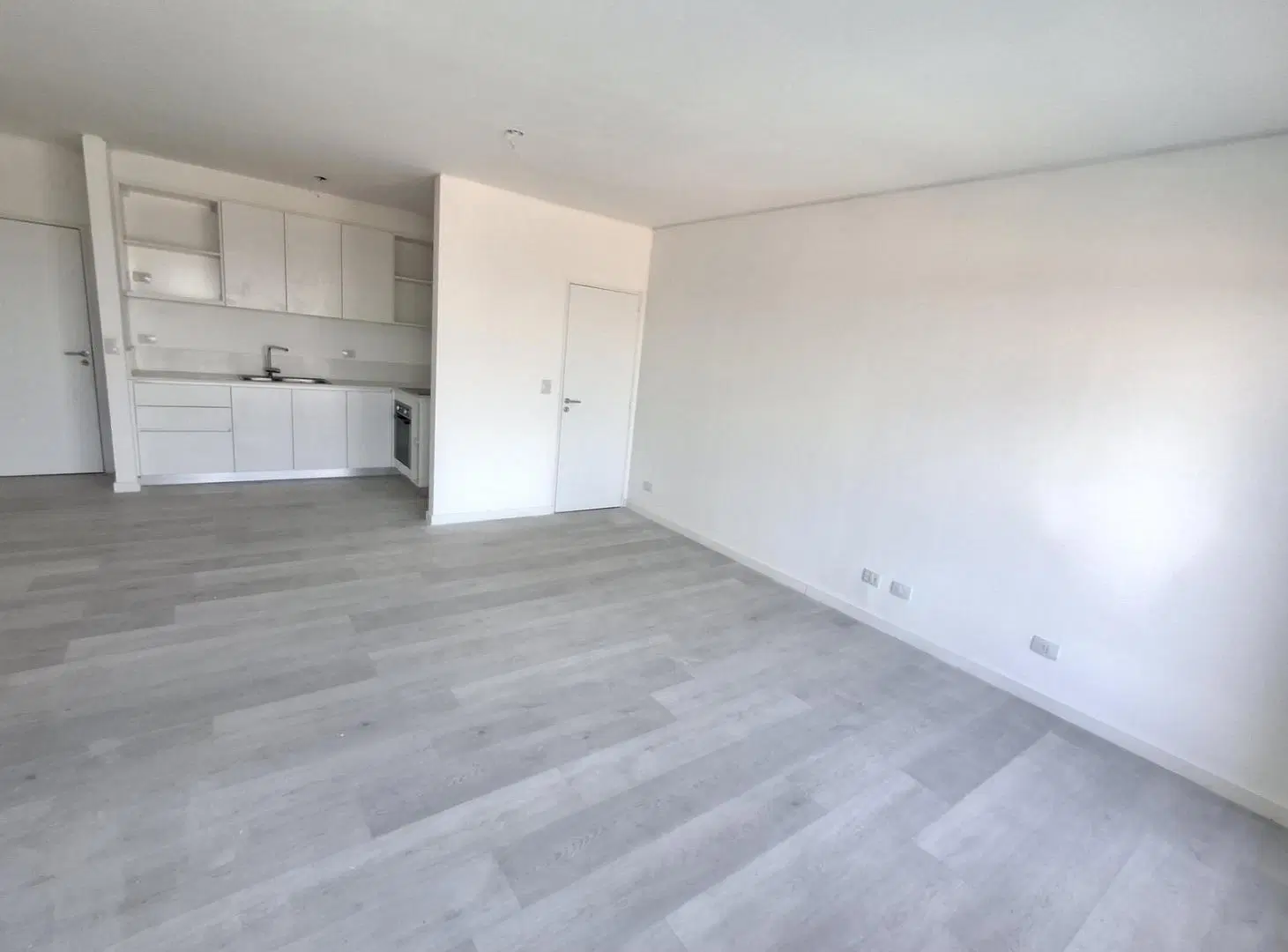 VENTA DEPARTAMENTO 3 AMBIENTES A ESTRENAR, REMEROS BEACH, PISO ALTO, VISTA A LAGUNA 2 COCHERAS FIJAS 3