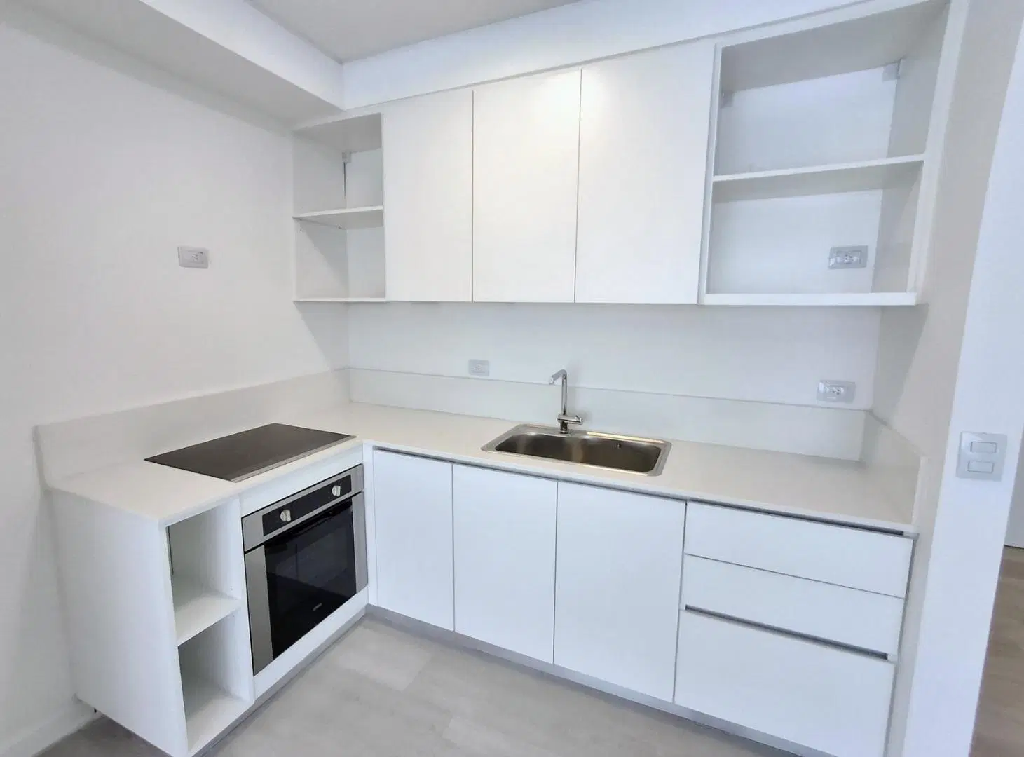 VENTA DEPARTAMENTO MONOAMBIENTE A ESTRENAR, REMEROS BEACH SKI 1, PISO 14, COCHERA, BALCON, FINANC 3
