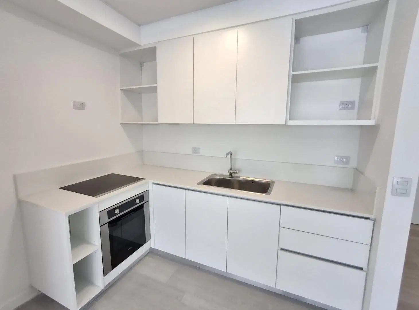 VENTA DEPARTAMENTO MONOAMBIENTE A ESTRENAR, REMEROS BEACH SKI 1, PISO 14, COCHERA, BALCON, FINANC 5