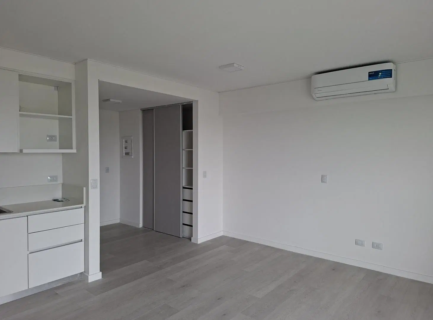Monoambiente a estrenar en Sky 1– Remeros Beach | Vista Abierta al Golf (Financiaciamos el 50%) 2