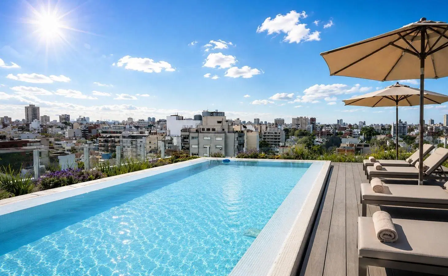 VENTA DEPARTAMENTO DUPLEX EN DEVOTO, A ESTRENAR, 4 AMBIENTES CON DEPENDENCIA 4 BALCONES, COCHERA 3