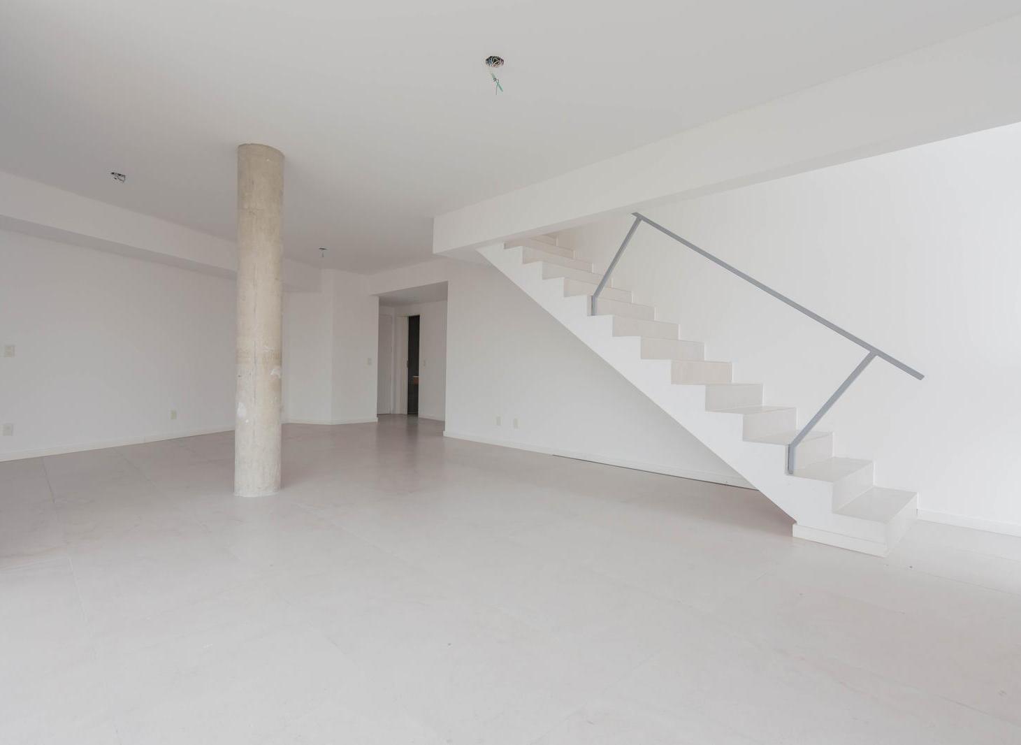 Foto de Departamento dúplex en venta 4 ambientes en Devoto, imagen 2