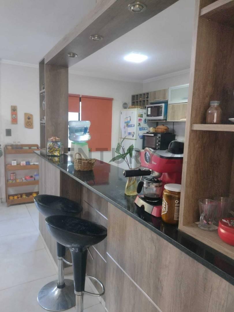 CASA EN VENTA DOS DORMITORIOS BERISSO.