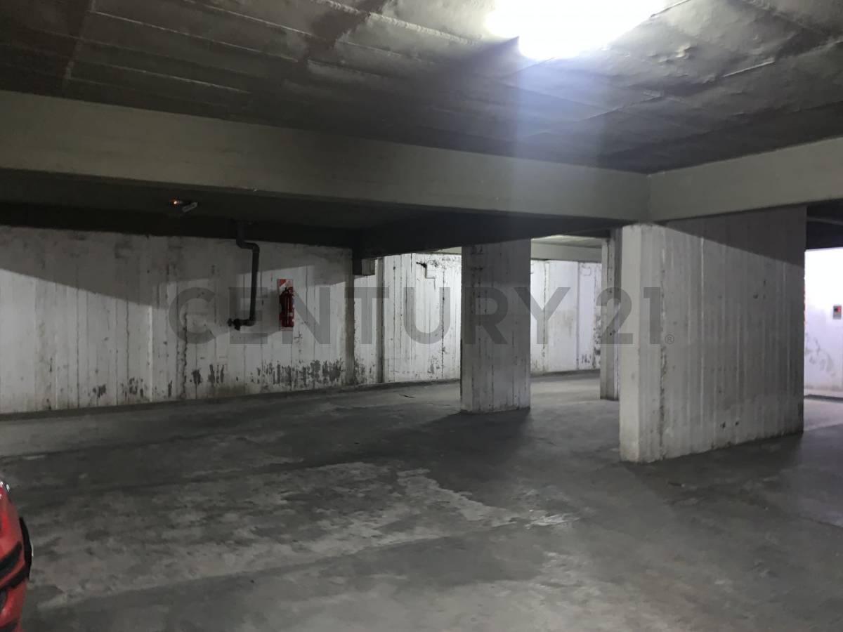 Avenida 13 y Plaza Paso Nº 568 - COCHERAS CUBIERTAS EN VENTA