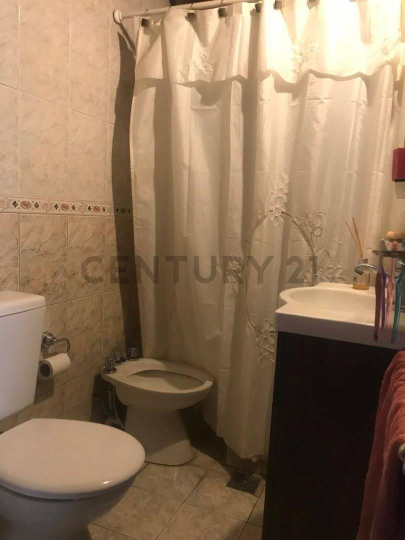 Foto de VENTA CASA Y DUPLEX EN LA PLATA, imagen 5