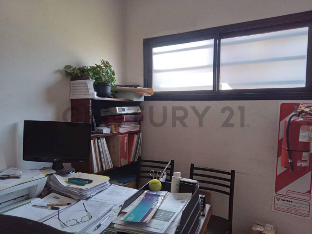 Foto de VENTA CASA Y DUPLEX EN LA PLATA, imagen 2