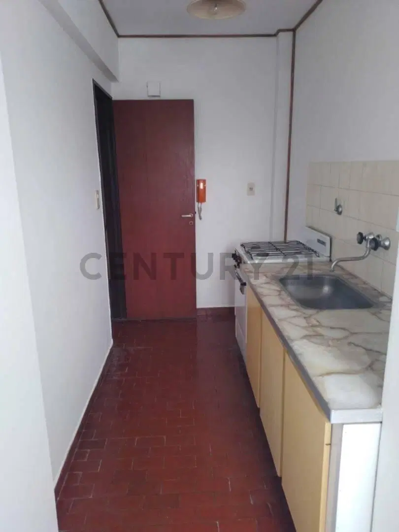 DEPARTAMENTO EN ALQUILER 1 DORMITORIO ,CALLE 6 N 1736 4