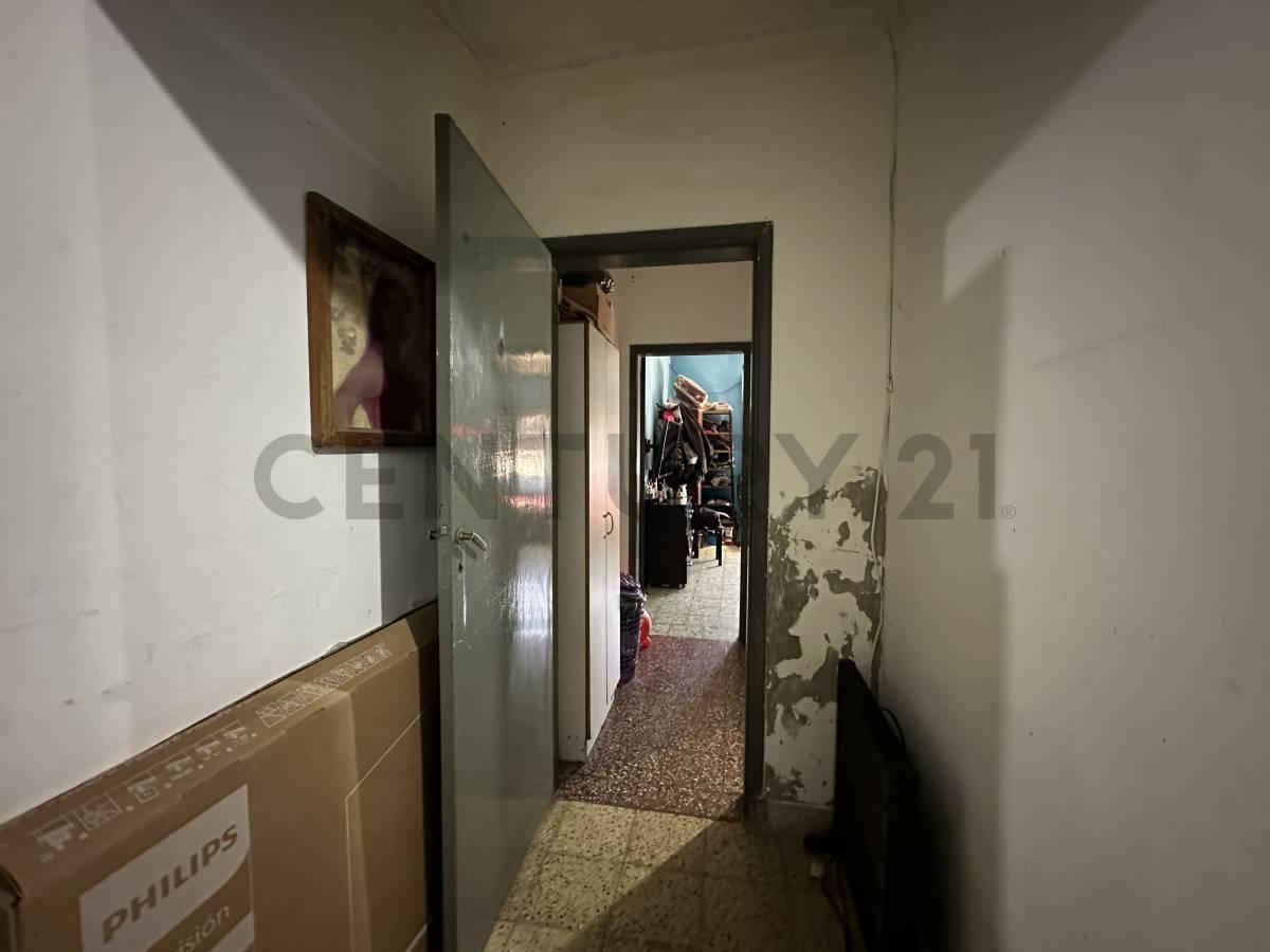 Foto de CASA EN VENTA DE 3 DORMITORIOS CON LOTE DE 600M2, 141 ENTRE 526 y 527, imagen 3