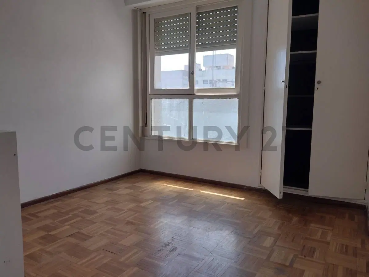 Calle 9 esquina diagonal 74 - Departamento en Alquiler 3