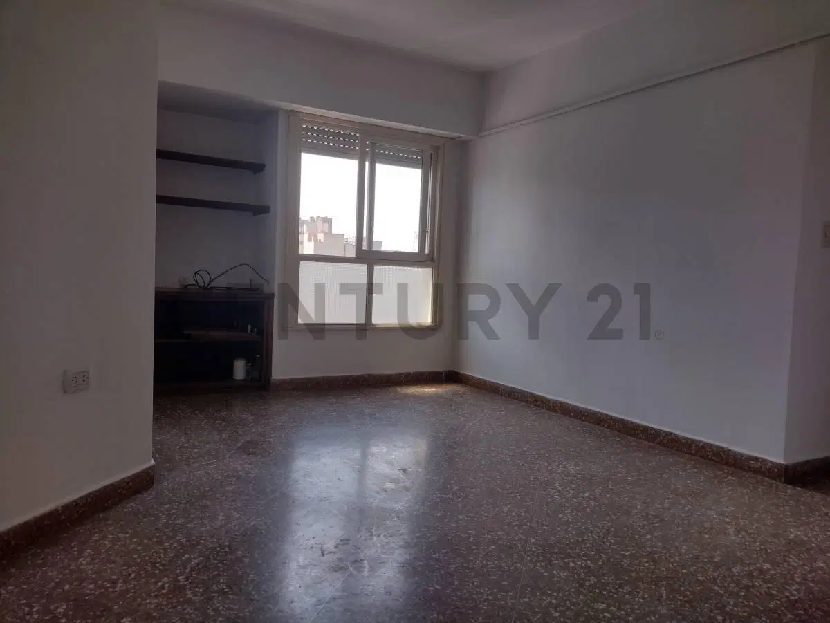 Calle 9 esquina diagonal 74 - Departamento en Alquiler 2