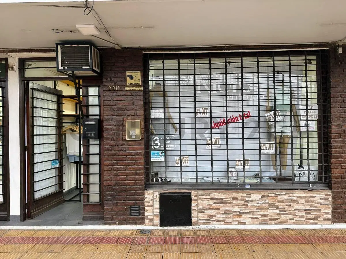 DIAGONAL 74 Y 64, LOCAL EN ALQUILER DE 28M2 APROXIMADAMENTE. 1