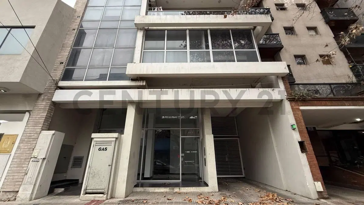 MONOAMBIENTE EN VENTA- CALLE 43 ENTRE 12 Y 13 3