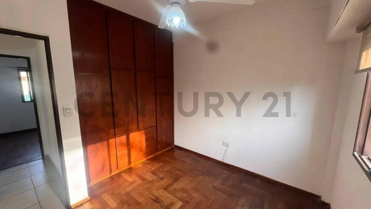 28 Y 66 - VENTA DEPTO DOS DORMIS CON COCHERA 3