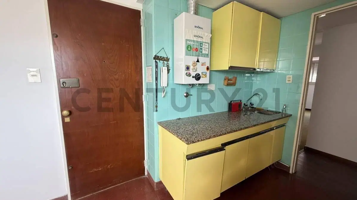 11 E/ 64 Y 65 - DEPARTAMENTO EN VENTA DE 2 DORMITORIOS CON BALCÓN 4
