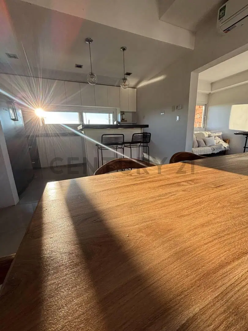 CASA EN VENTA ECHEVRRY DOS DORMITORIOS LOTE DE 945 METROS 2