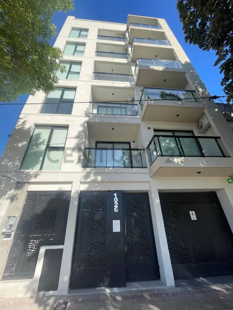 32 entre 15 y 16 - Alquiler Monoambiente con cochera en La Plata 2