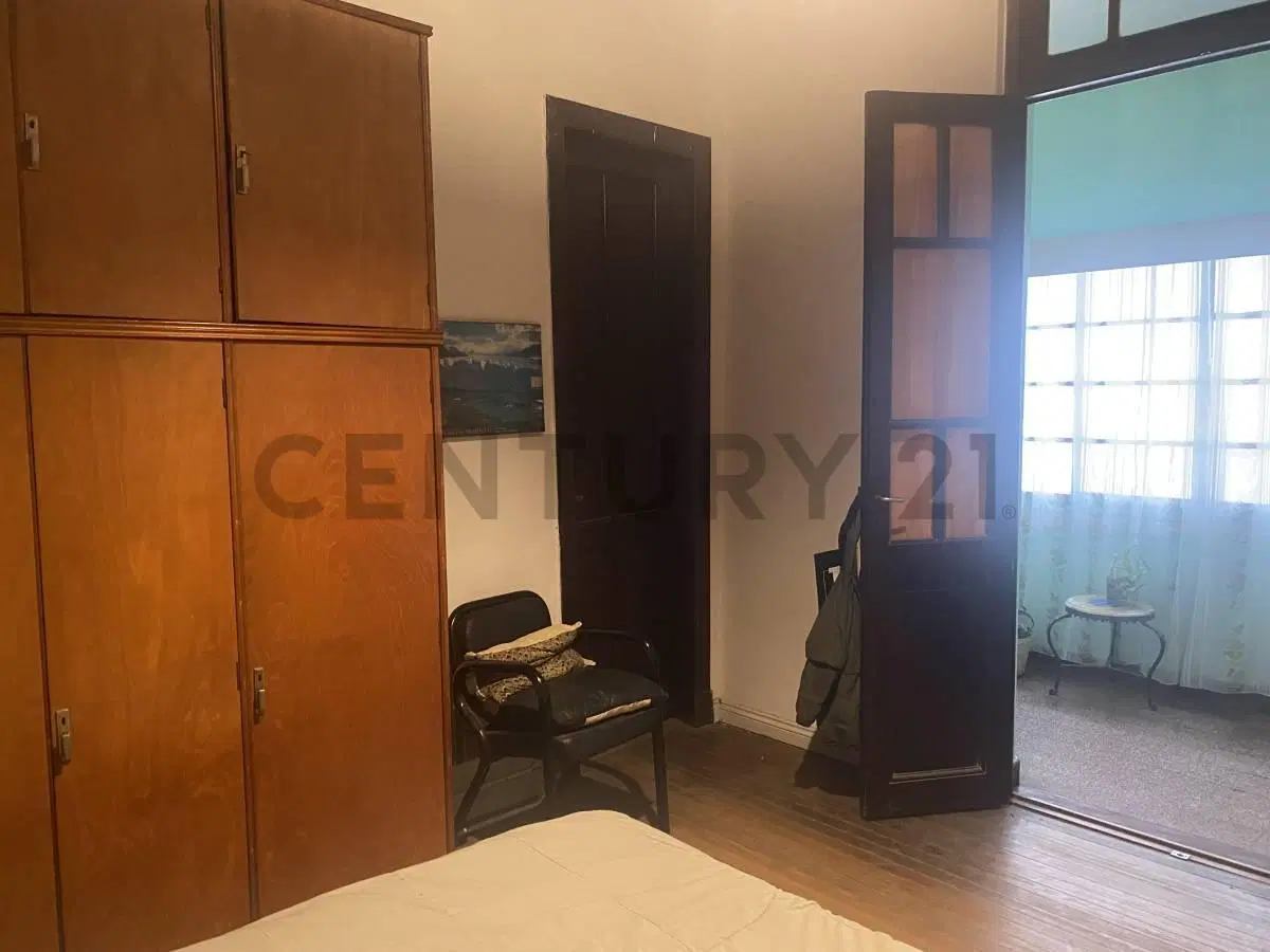 71 y 16 - VENTA CASA DOS DORMTORIOS COCHERA PATIO Y QUINCHO 8