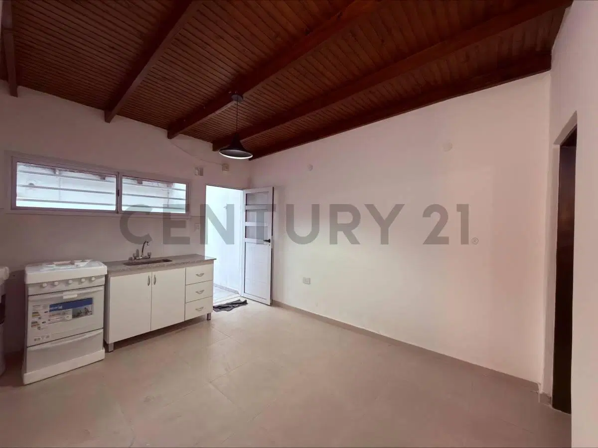 12 entre 62 y 63 - PH A LA VENTA EN PLENO CENTRO LA PLATA 1