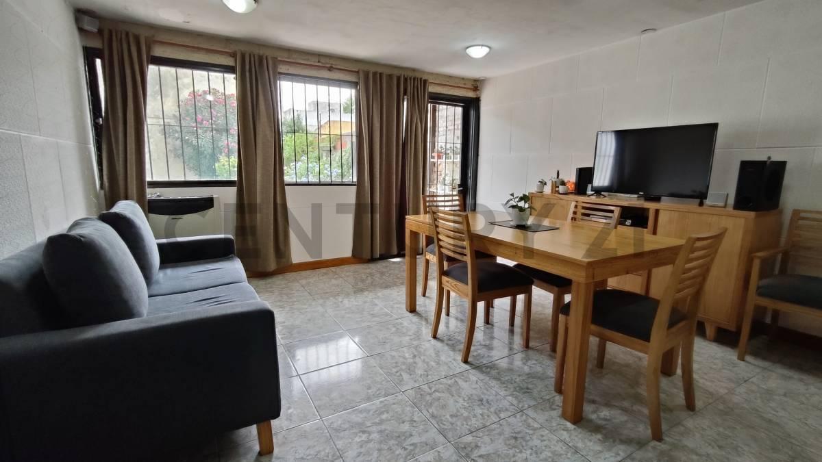 Foto de 68 e/ 20 y 21 - PH AL FRENTE TIPO CASA CON 3 DORMITORIOS GARAJE Y JARDIN, imagen 2