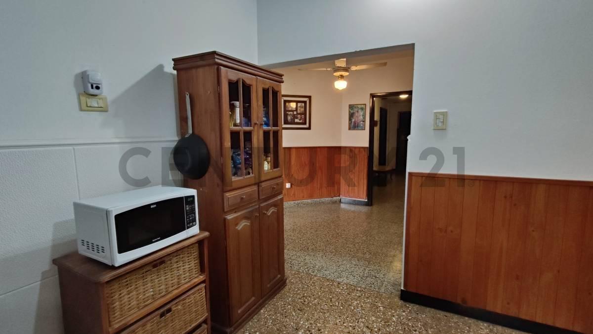 Foto de 68 e/ 20 y 21 - PH AL FRENTE TIPO CASA CON 3 DORMITORIOS GARAJE Y JARDIN, imagen 5
