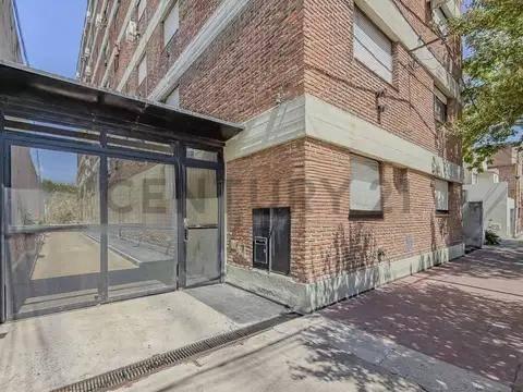 Foto de 33 e/ 17 y 18 - DEPARTAMENTO A LA VENTA DE 3 DORMITORIOS, imagen 1