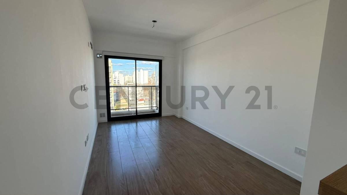Foto de 41 e/ 16 y 17 - MONOAMBIENTE EN VENTA CON BALCÓN Y COCHERA, imagen 1
