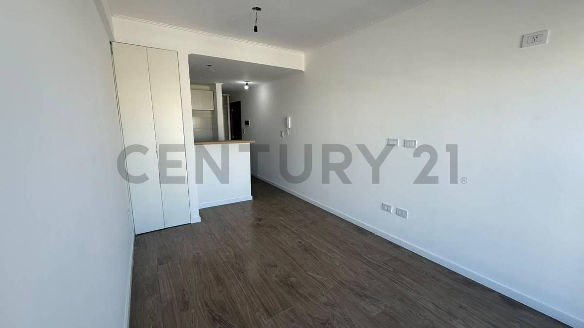 Foto de 41 e/ 16 y 17 - MONOAMBIENTE EN VENTA CON BALCÓN Y COCHERA, imagen 5