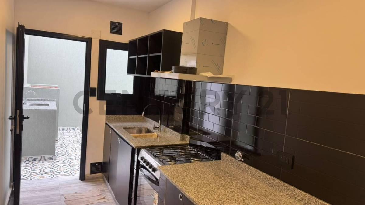 Foto de 64 115 Y 116 - PH REFACCIONADO EN VENTA - DOS DORMITORIOS Y DOS PATIOS, imagen 5