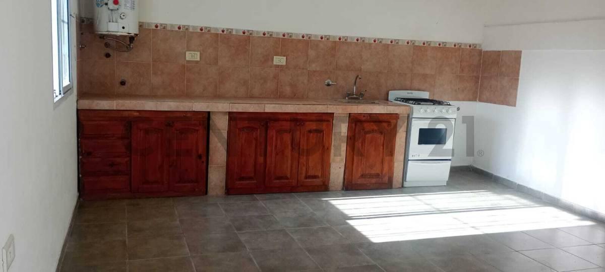 Foto de 134 entre 37 y 38 - Departamento en Alquiler de 1 dormitorio, imagen 1