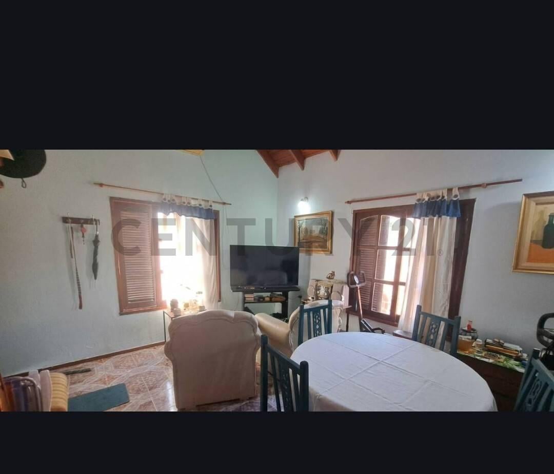 Foto de Alvear esq. 9 de julio casa 16 - CASA EN VENTA EN MAGDALENA, imagen 2