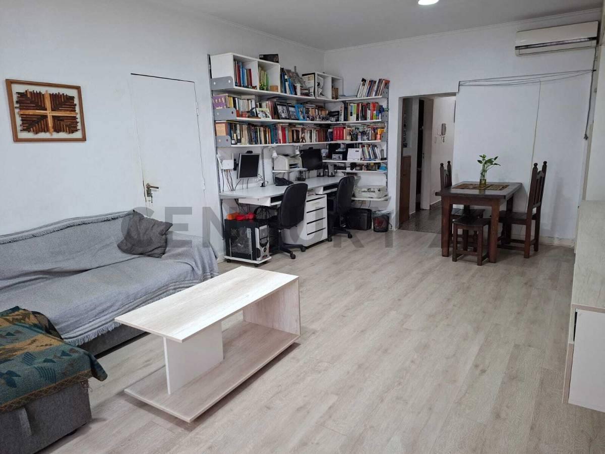 Foto de 28 E/70 y 71 - VENTA DE PH AL FRENTE DE 2 DORMITORIOS APTO BANCO, imagen 2
