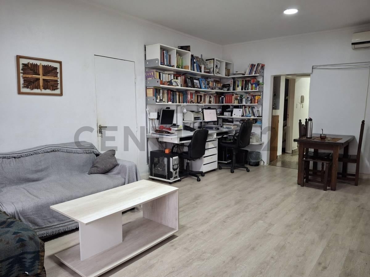Foto de 28 E/70 y 71 - VENTA DE PH AL FRENTE DE 2 DORMITORIOS APTO BANCO, imagen 4