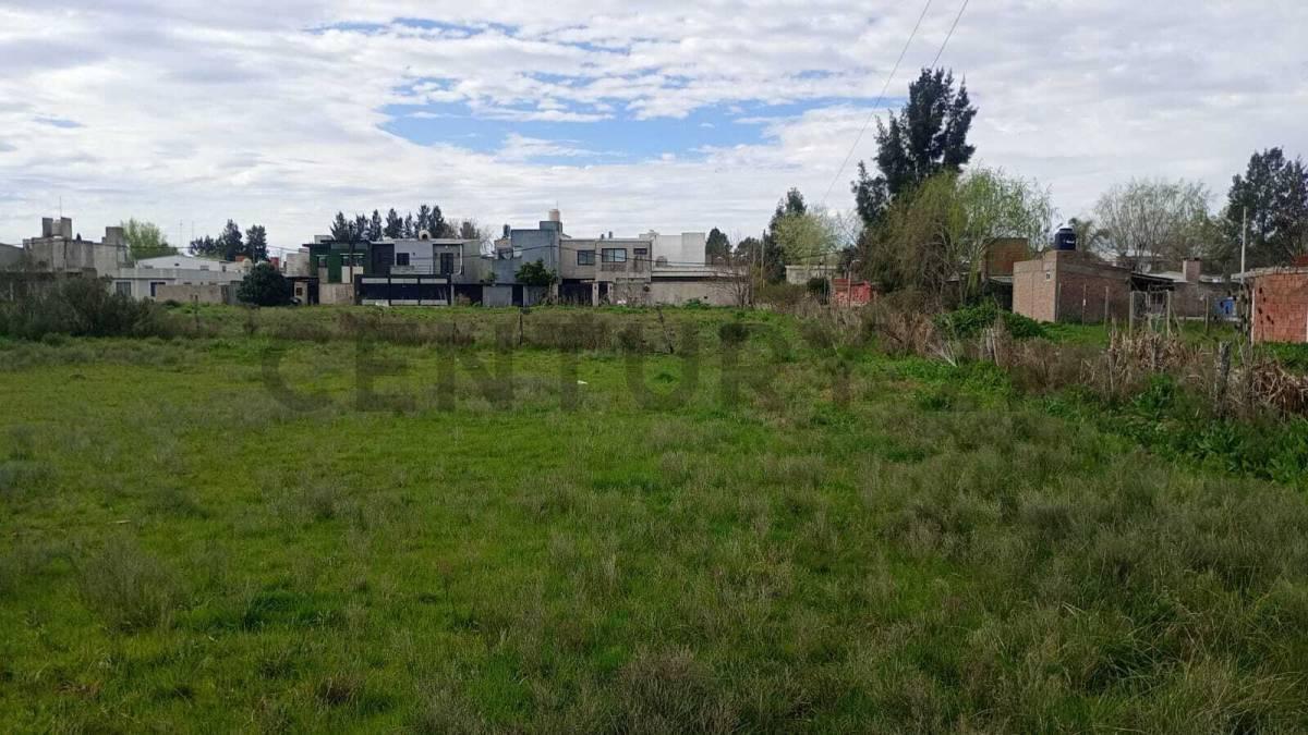 Foto de LOTES CON ESCRITURA - 13 & 664 - SICARDI, imagen 2