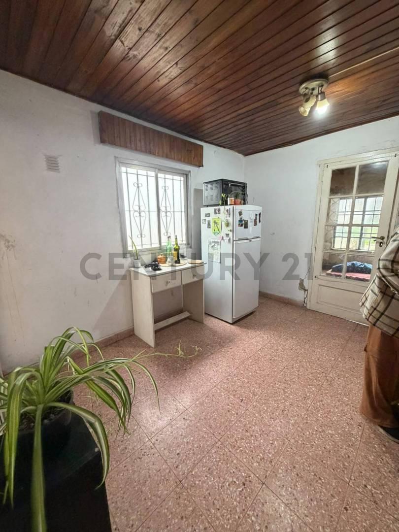 Foto de 35 entre 169 y 170 - CASA EN VENTA BERISSO, imagen 4
