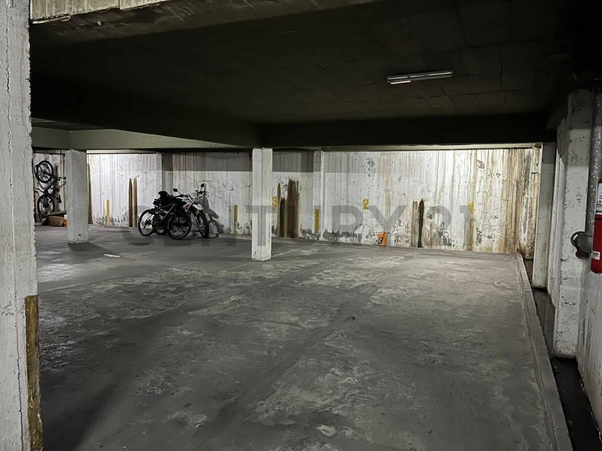 Foto de Avenida 13 y Plaza Paso Nº 568 - COCHERAS CUBIERTAS EN VENTA, imagen 3
