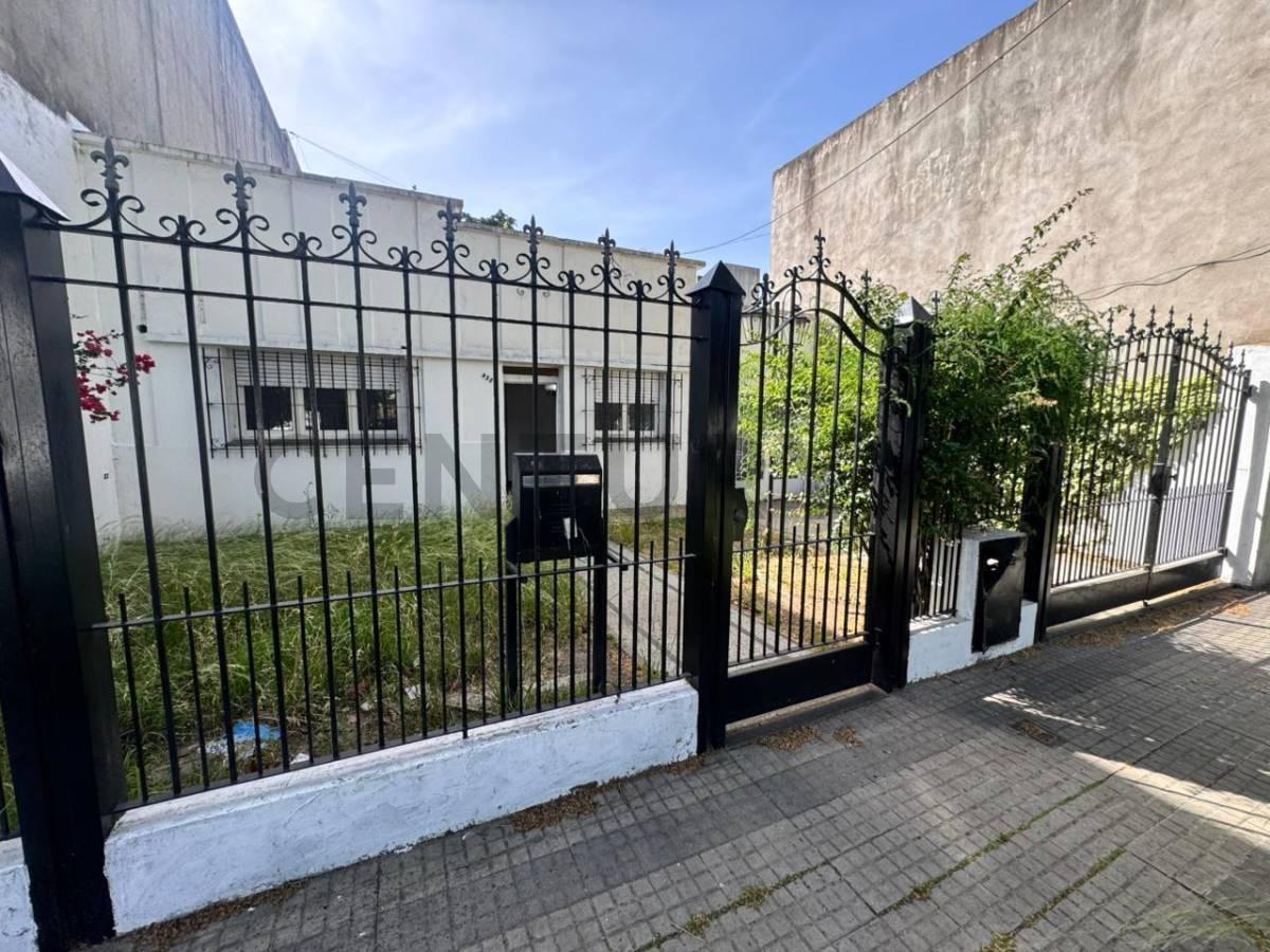 Foto de 521 e/ 4 y 5 - VENTA DE CASA A MODERNIZAR EN TOLOSA, imagen 2