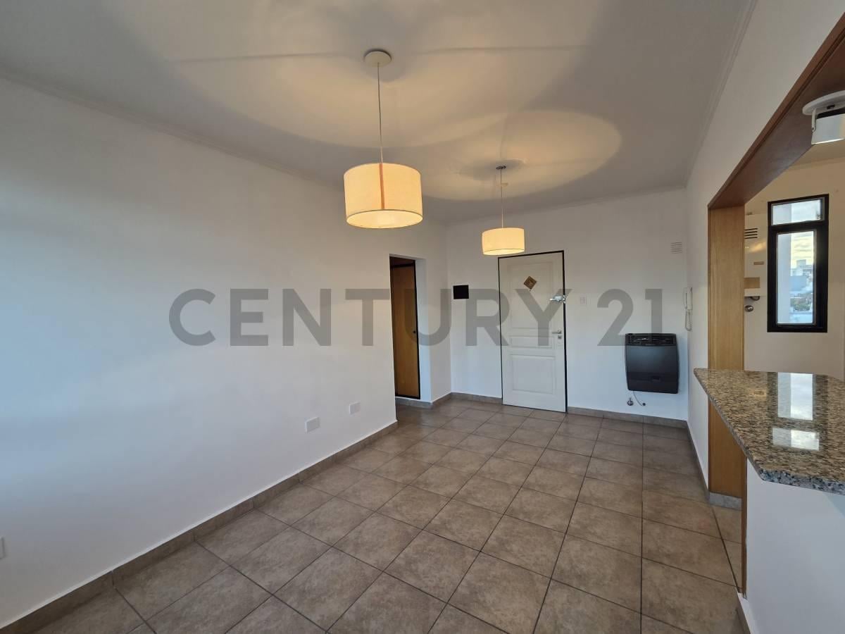 Foto de 37 entre 13 y 14 - Departamento de un dormitorio en alquiler, imagen 3