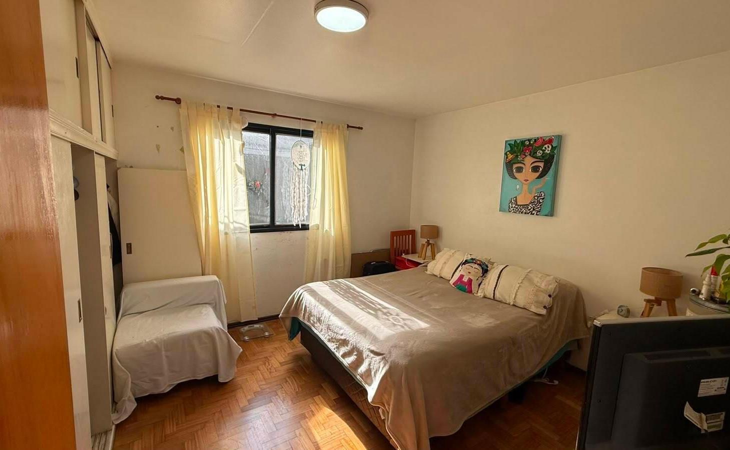 Foto de 22 E/ 32 Y 33 - PH DE UN DORMITORIO EN VENTA, imagen 1