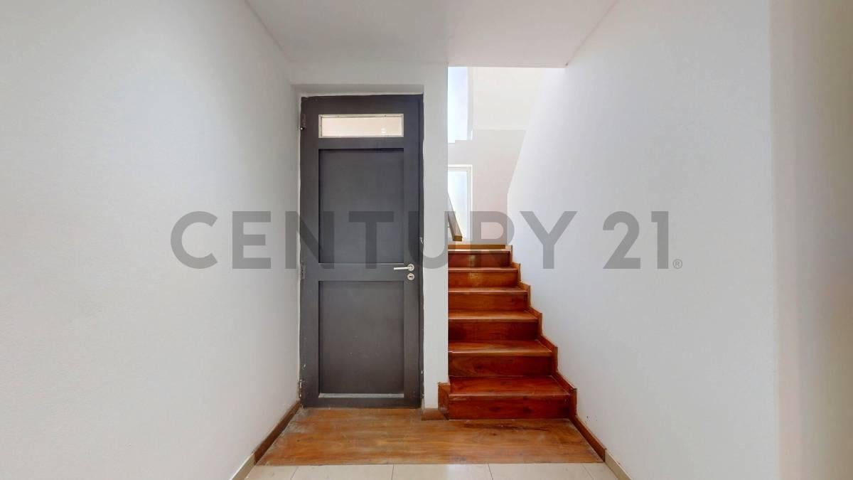 Foto de VENTA DE CASA - 4 DORMITORIOS, imagen 3
