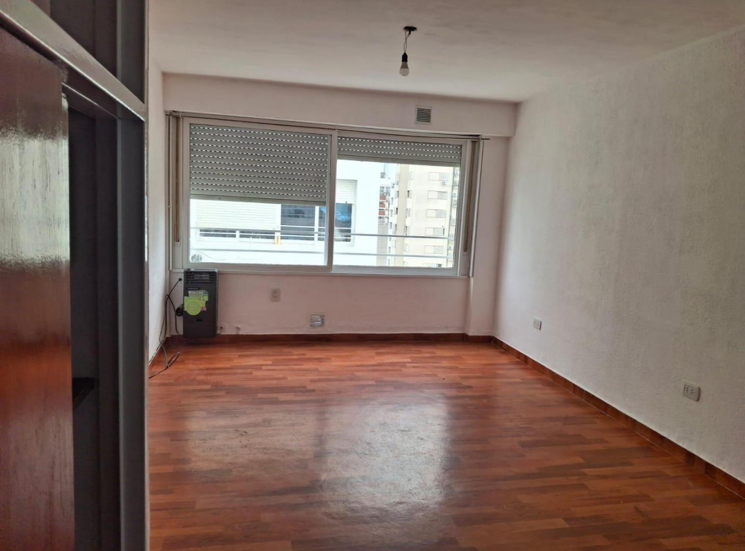 Foto de Departamento en alquiler en La Plata, imagen 4