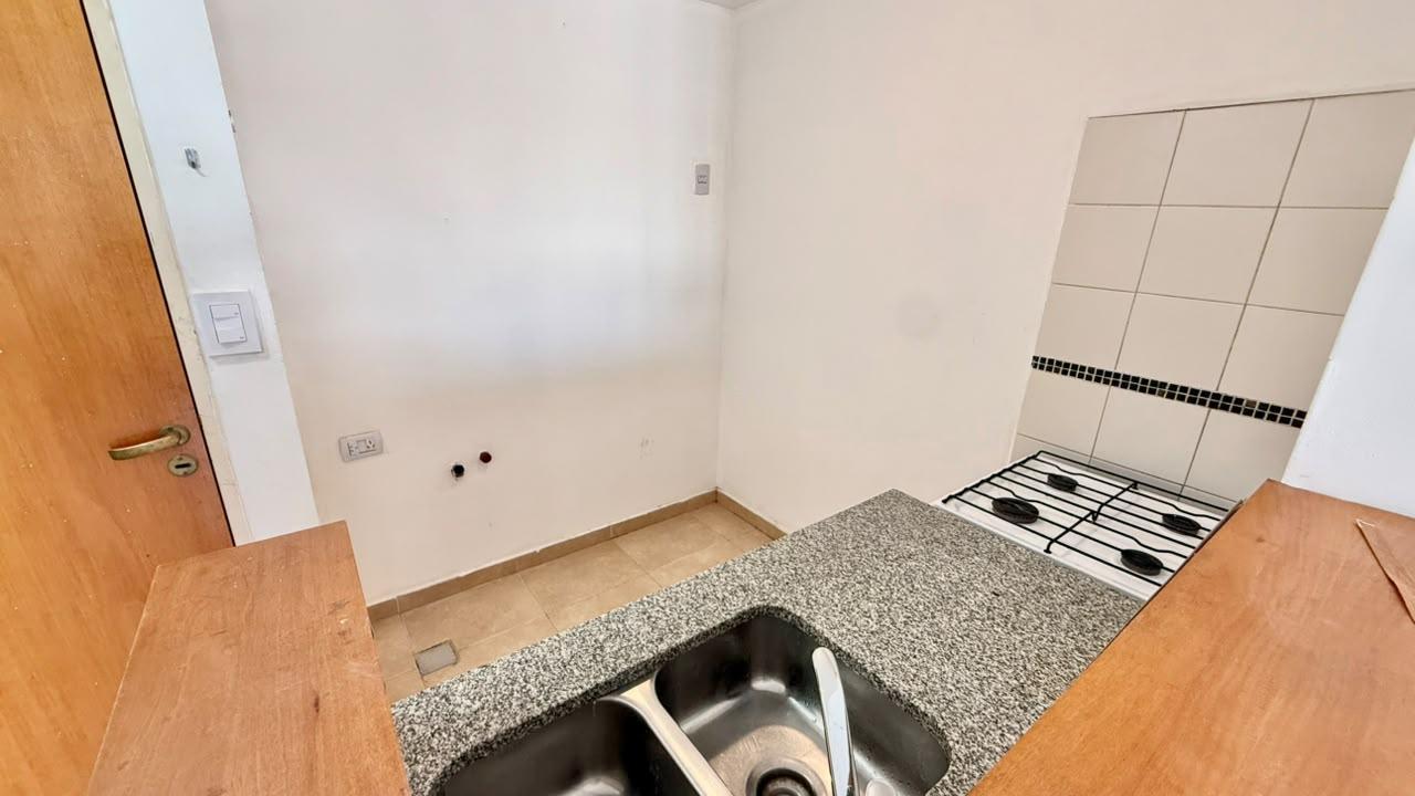 Foto de Departamento en alquiler en La Plata, imagen 5