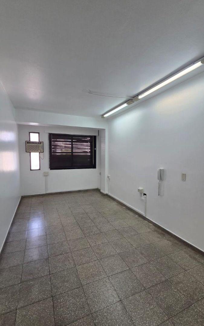 Foto de Oficina comercial en venta en barrio Alberdi, imagen 5