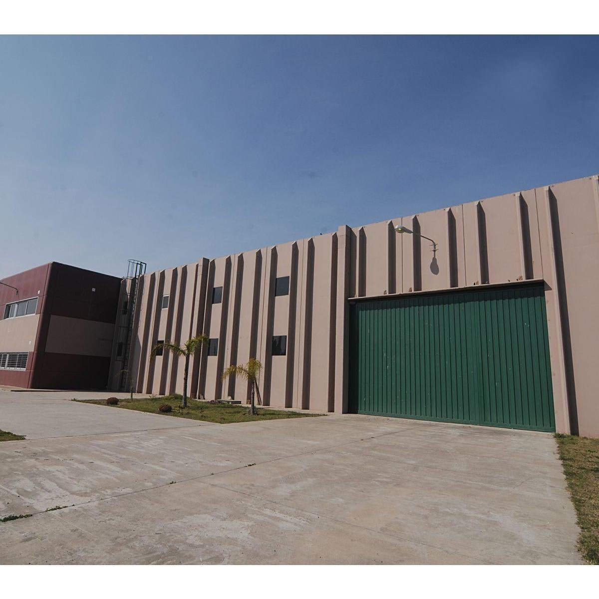 Foto de Nave Industrial 7000 M2 a Estrenar y con Cámaras de Frío, imagen 5