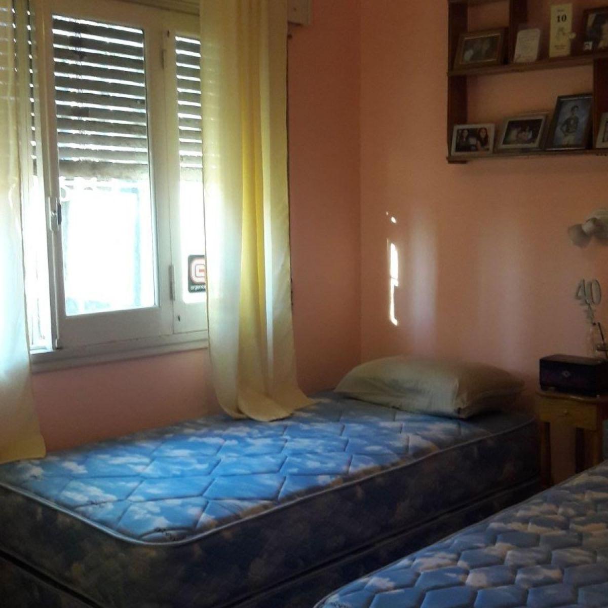 VENTA Casa en 2 Plantas de 3 Dormitorios (B° Belgrano)