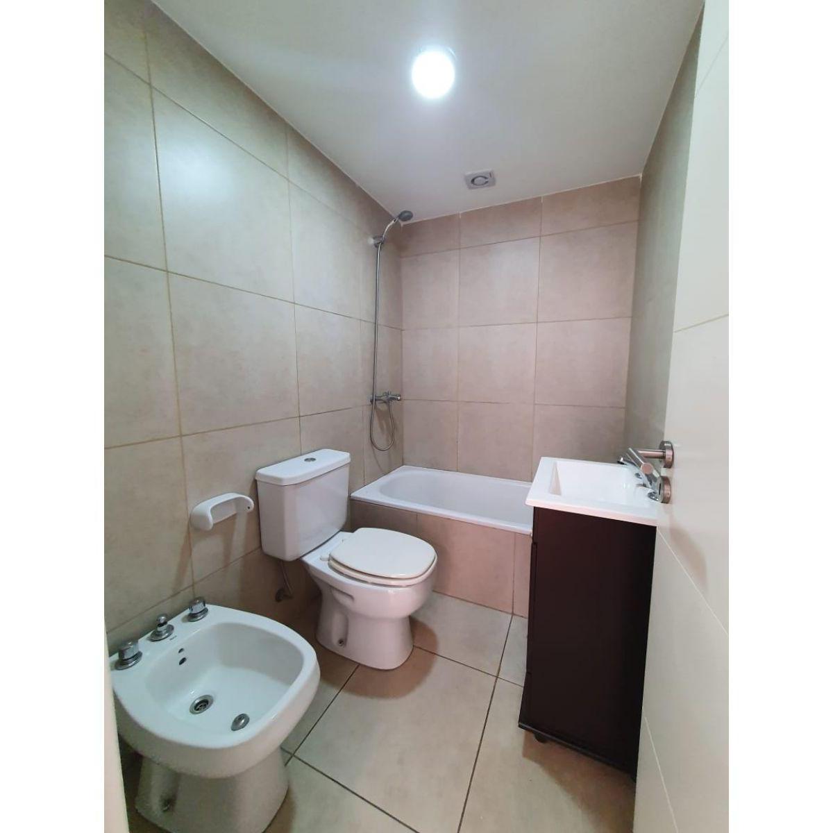 Foto de VENTA Departamento 1 Dormitorio con Cochera, imagen 3