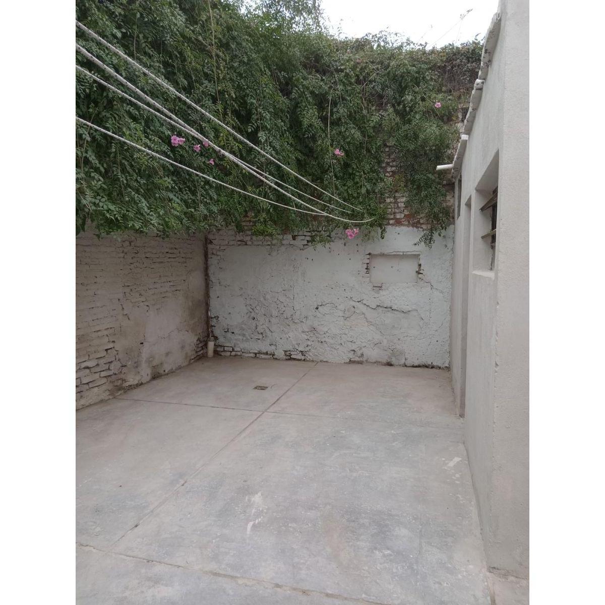 Vendo en Perez Casa de 2 Dorm. (Permuta Parcial por Terreno) 5